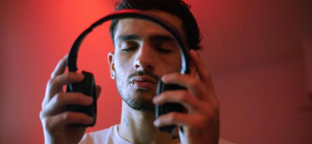 Ecouter au casque sa musique avec un réducteur de bruit