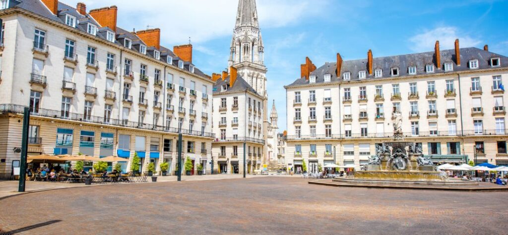 Immobilier à Nantes, la place Royale. Centre de Nantes